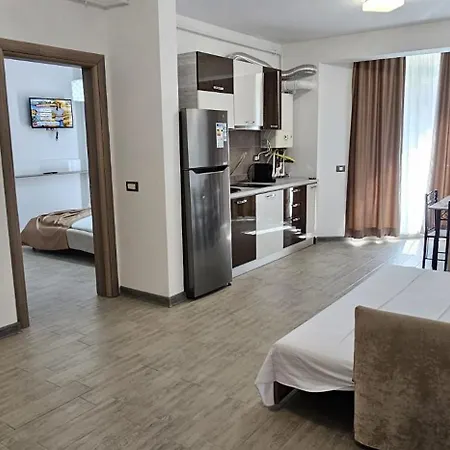Golden Sands Premium Piscina Interioara Incalzita Langa Plaja * Năvodari