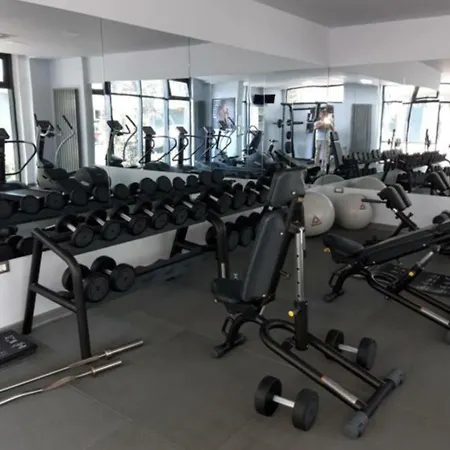 Golden Sands Premium Piscina Interioara Incalzita Langa Plaja * Navodari
