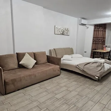 Golden Sands Premium Piscina Interioara Incalzita Langa Plaja Apartamento