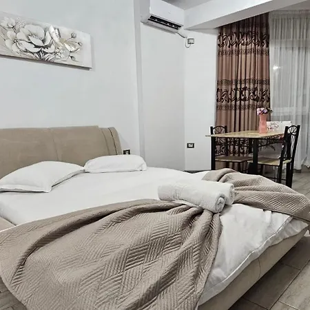 Golden Sands Premium Piscina Interioara Incalzita Langa Plaja * Navodari