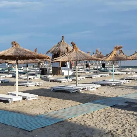 Apartamento Golden Sands Premium Piscina Interioara Incalzita Langa Plaja Năvodari