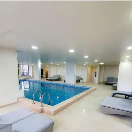 Golden Sands Premium Piscina Interioara Incalzita Langa Plaja Apartamento *